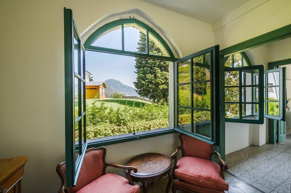 Il Motto Villa With big Garden and Amazing Lake View