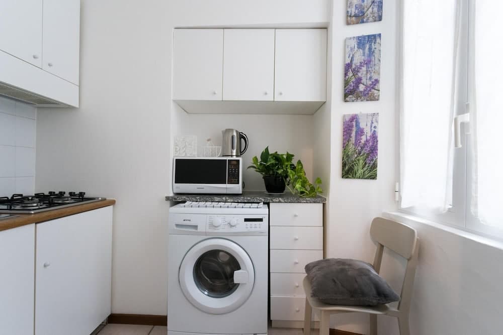 Co-c933-ggar24d1 - Love Smile Apartment