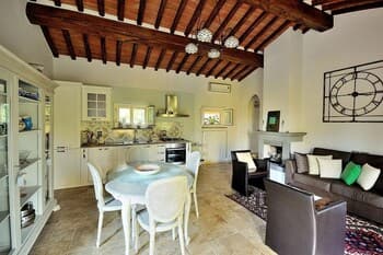 La Fantastica Cottage - Tuscan Retreat in Cortona Elegant Country Cottage Sleeps 6