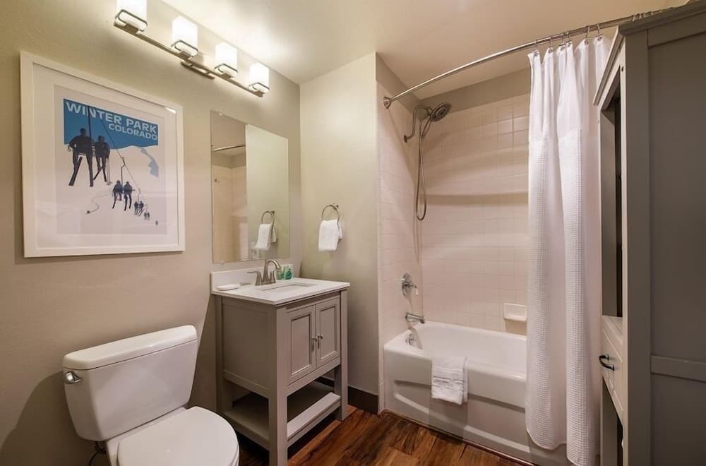 Slopeside Ski-In Ski-Out Condo - Zephyr Mountain Lodge Premium-Rated 1214