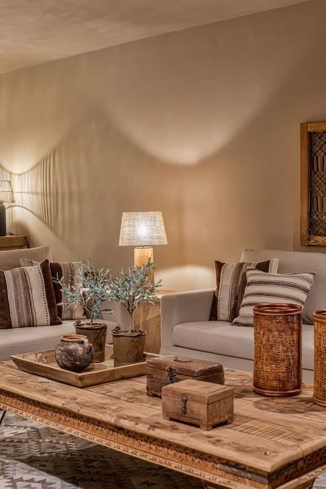 TERRA ROSA COUNTRY HOUSE & VINEYARDS