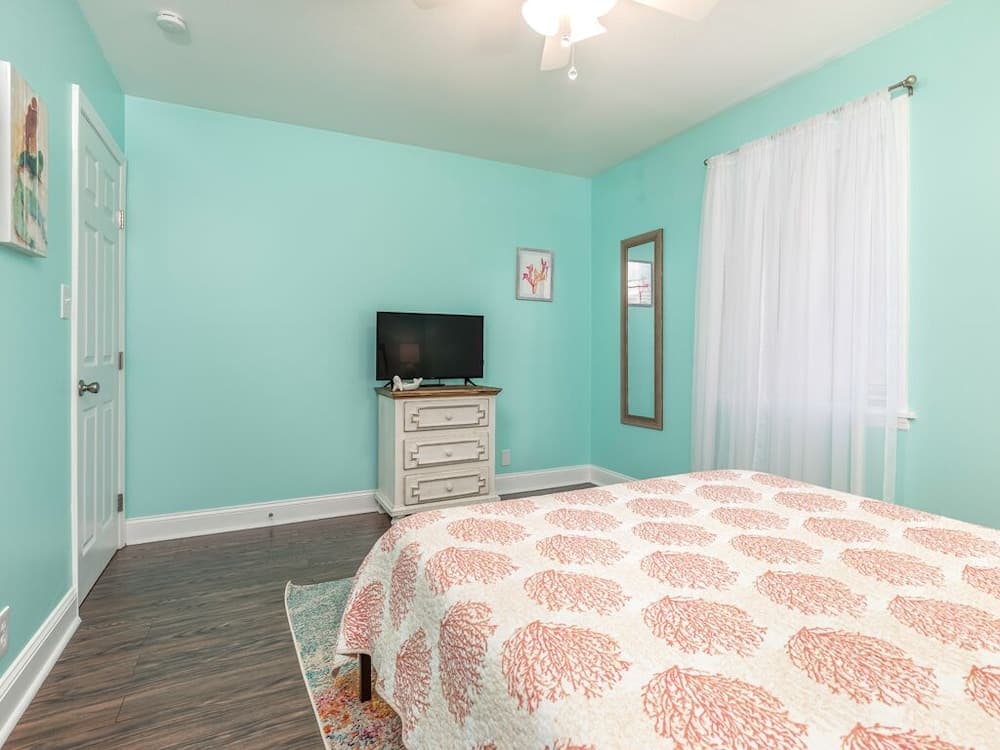 Castaway Cottage by Tybee Vacation Rentals