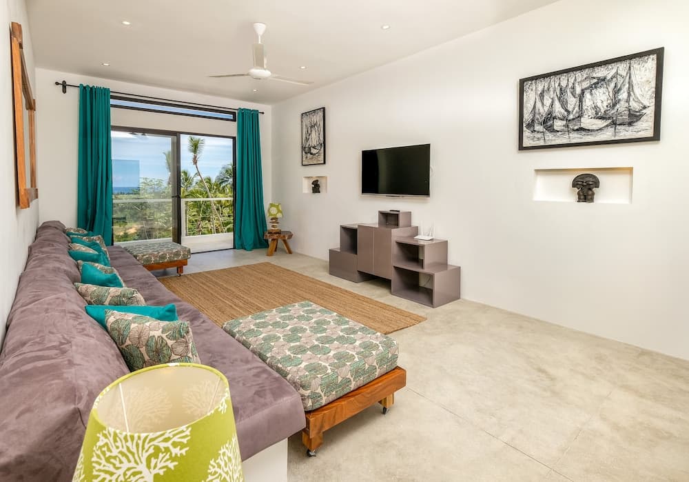 Magnificent new Modern Villa With sea View 5 Bedrooms