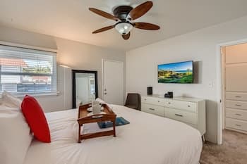Signature KING 1BR Apt In San Clemente Beach! (AC)