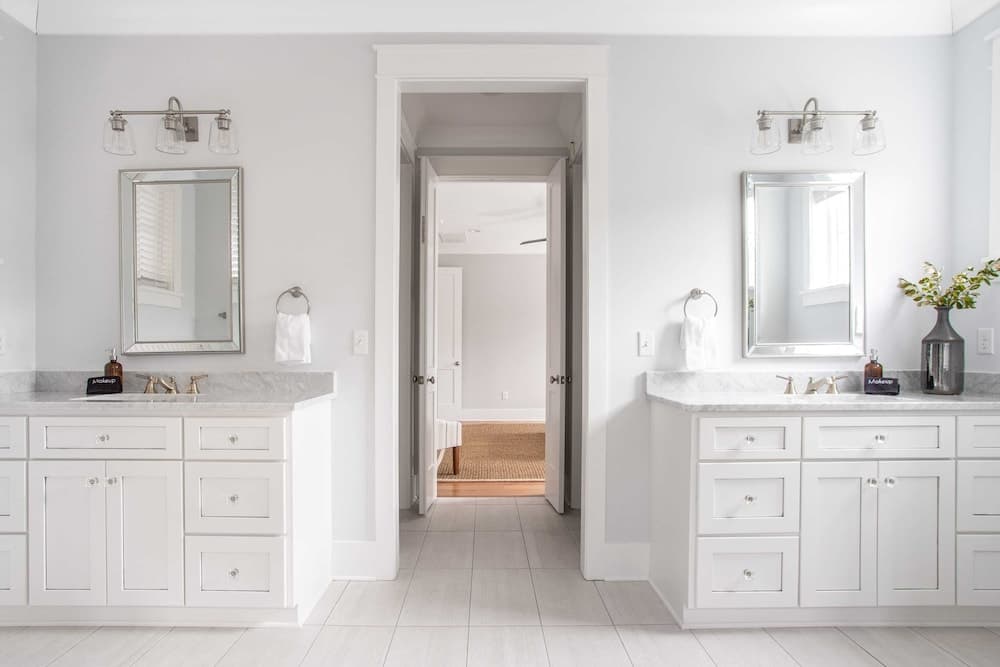 1blck to Beach, Pool, Firepit, Outdoor Kitchen, Game Room Pelican by Avantstay