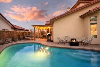 Petit Sahara by Avantstay Desert Escape w/ Pool, Outdoor Dining & Table Tennis!