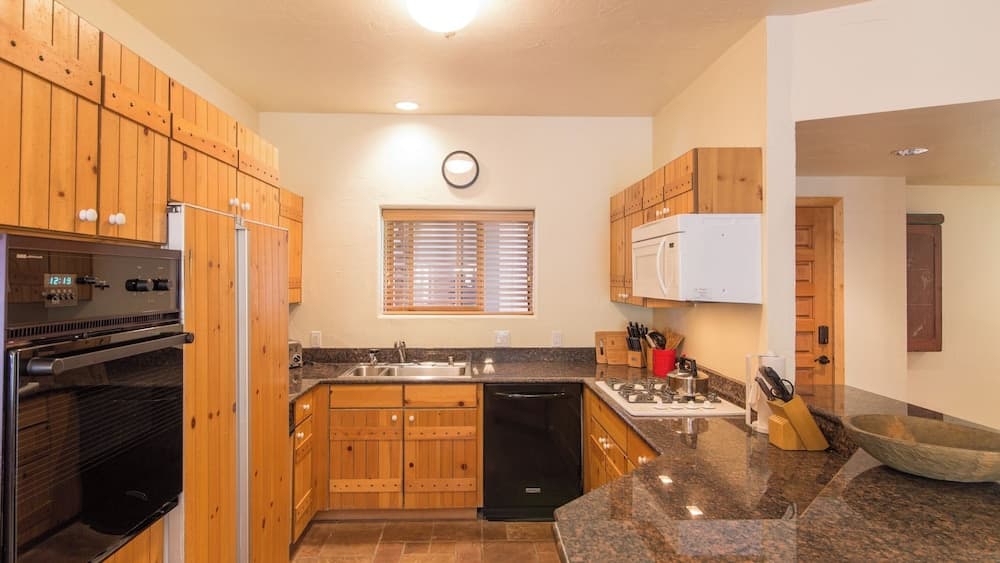 Westermere 311 - 2 by Avantstay Just Steps From Ski Area w/ Great Views!