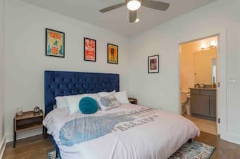 Wild Horse by Avantstay Gorgeous Nashville Townhouse w/ Rooftop Patio & Outdoor Kitchen