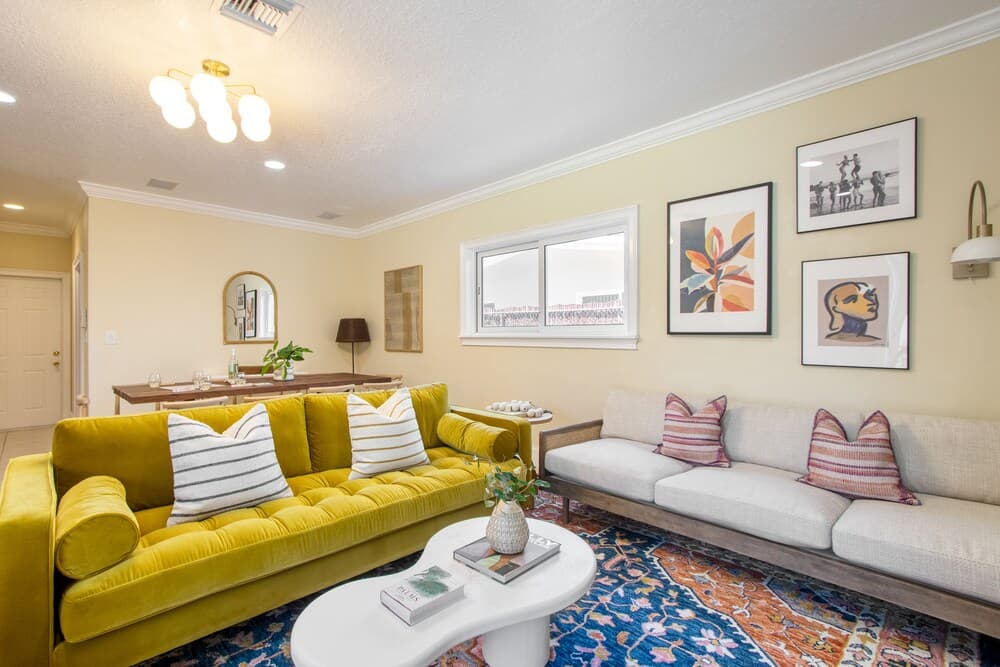 Sunflower by Avantstay Pool, Bbq, Pool Table & Outdoor Dining!