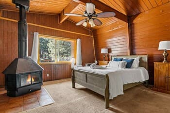 Serenity by Avantstay Serenity Big Bear Cabin! With Fire Pit, Bbq!