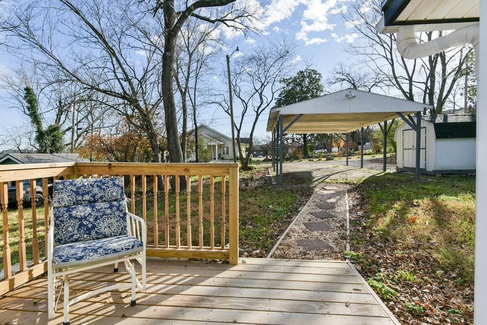 Downtown House in Historic Branson - Awesome Location