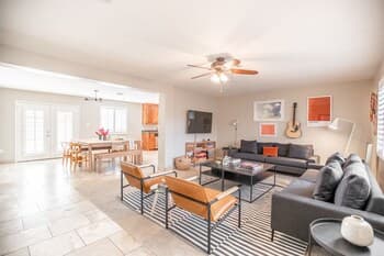 Free Bird by Avantstay Desert Villa w/ Pool + Spa 5 Mins to DT Scottsdale