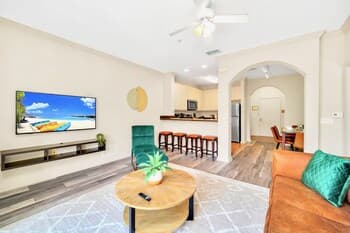 3BR Condo With Pool and Hot Tub Close to Disney