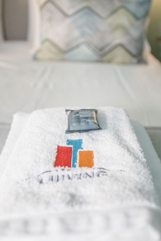 Liiiving - Ribeira Design Apartment