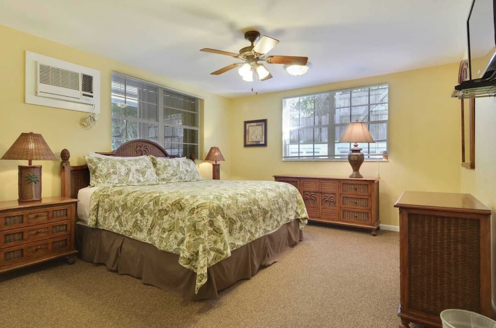 Casa Grande by Avantstay Dt Key West Near South Beach w/ Pool