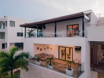 New Beachfront Penthouse by Redawning