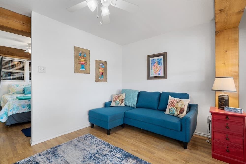 Catch & Play on Estes Bay by Miss Kitty’s