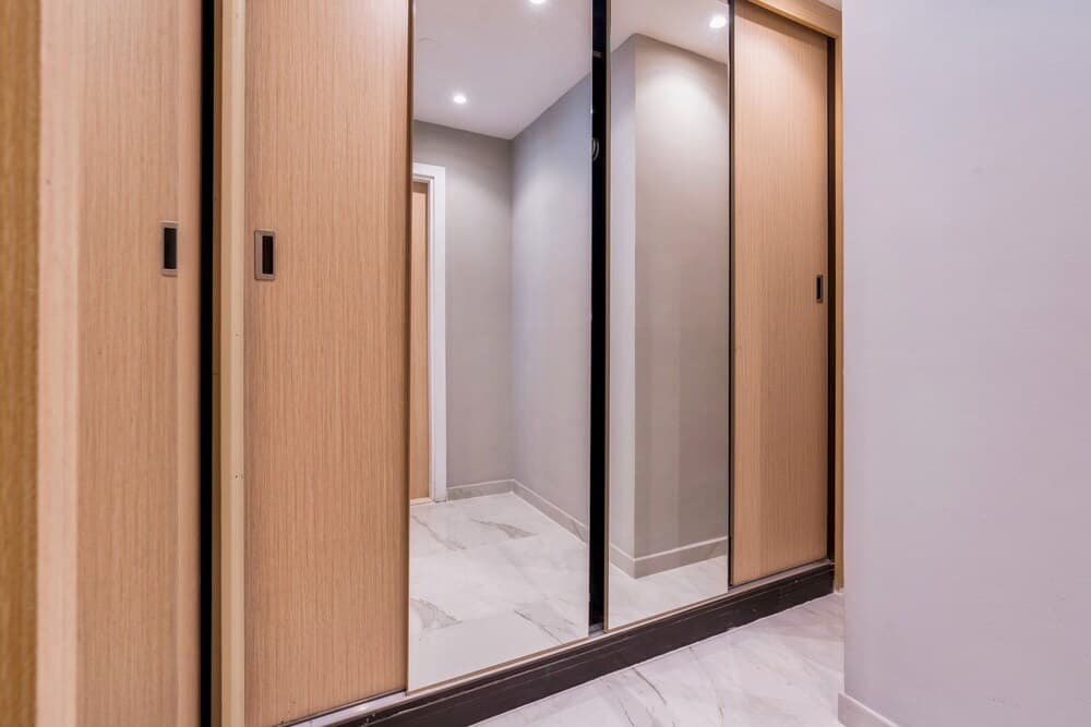 Luxurious 5 Bedroom Duplex with terrace & sea view