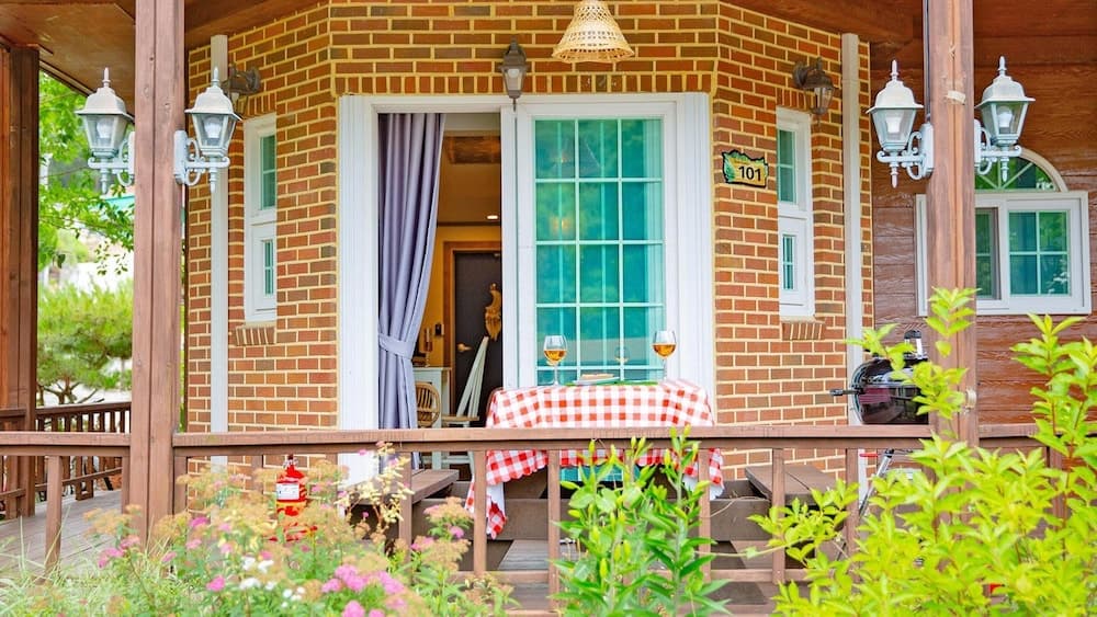 Gyeongju Papaya Aegyeondongban Pension