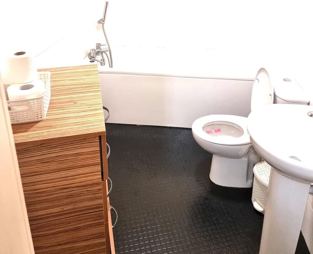 Central 2-bedroom Apartment, Chelmsford, Parking