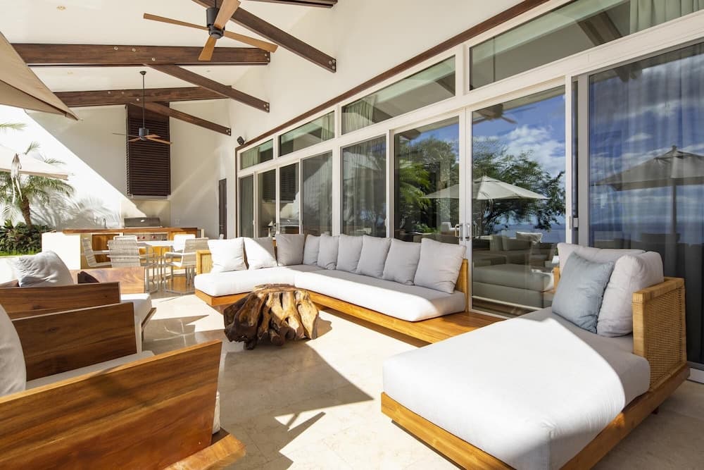 Villa Belvedere Ocean Views up to 12 Guests