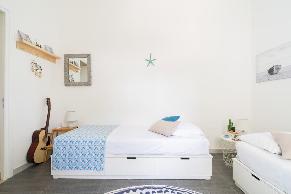 2473 Villetta Seaside by Barbarhouse