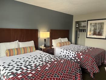 Travelers Inn Eugene University