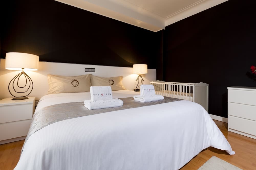 The Queen Luxury Apartments - Villa Serena