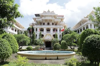 Champasak Palace Hotel