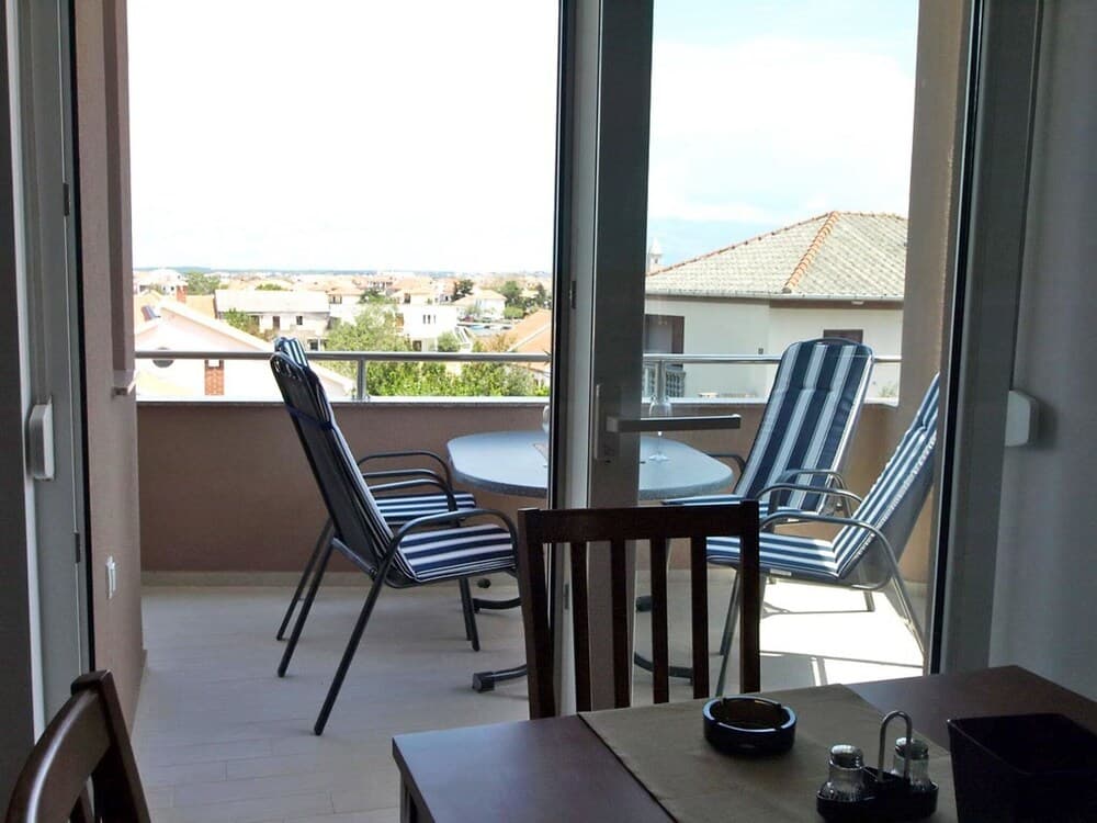 Mlasina Nin in Nin With 1 Bedrooms and 1 5 Bathrooms