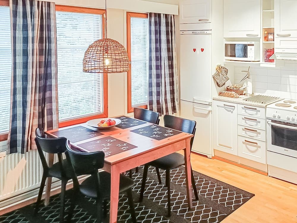 Karhunvartijan Pirtti c 2 Kuusamo