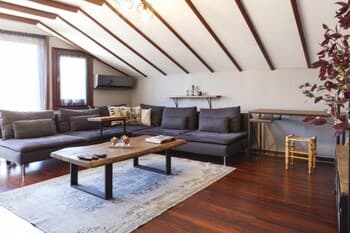 Charming Flat With a Lovely Terrace in Yenikoy