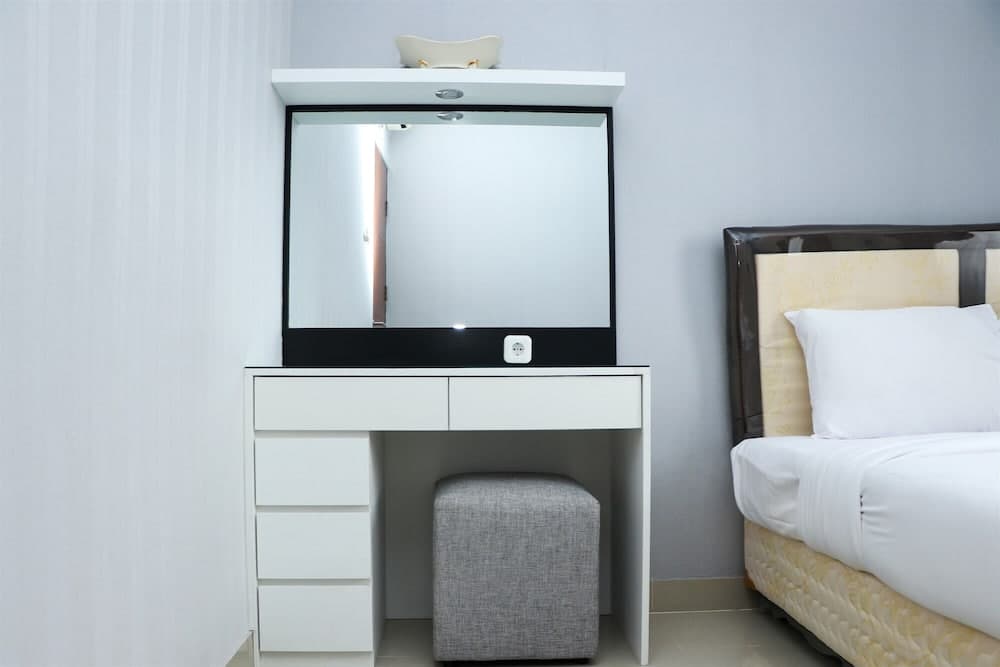 Nice And Comfy 2Br Apartment At Royal Olive Residence