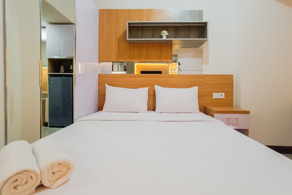 Comfort Studio Room At Vida View Makassar Apartment