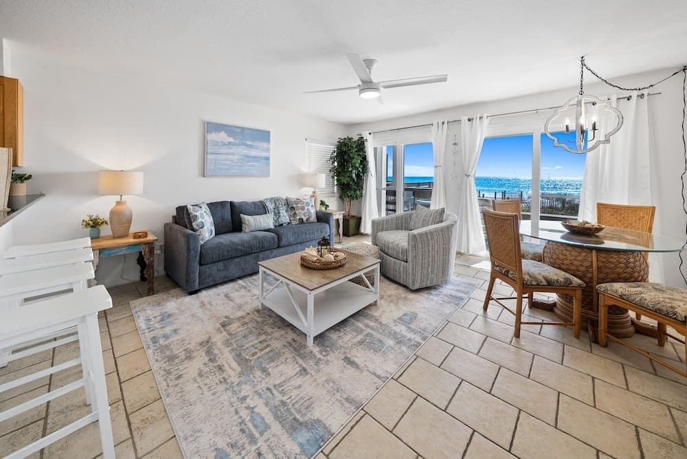 Eastern Shores - 101 1 Bedroom Condo by RedAwning