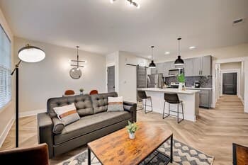 FRONTDESK 534 E Rich St Apts Downtown Columbus