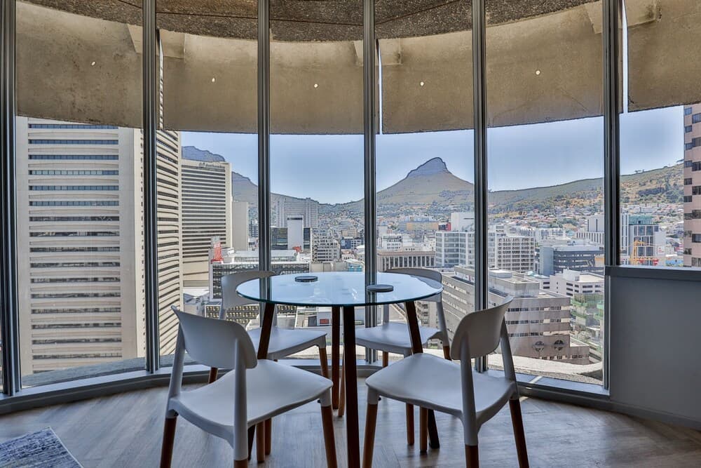 One Thibault Square 1605 by CTHA