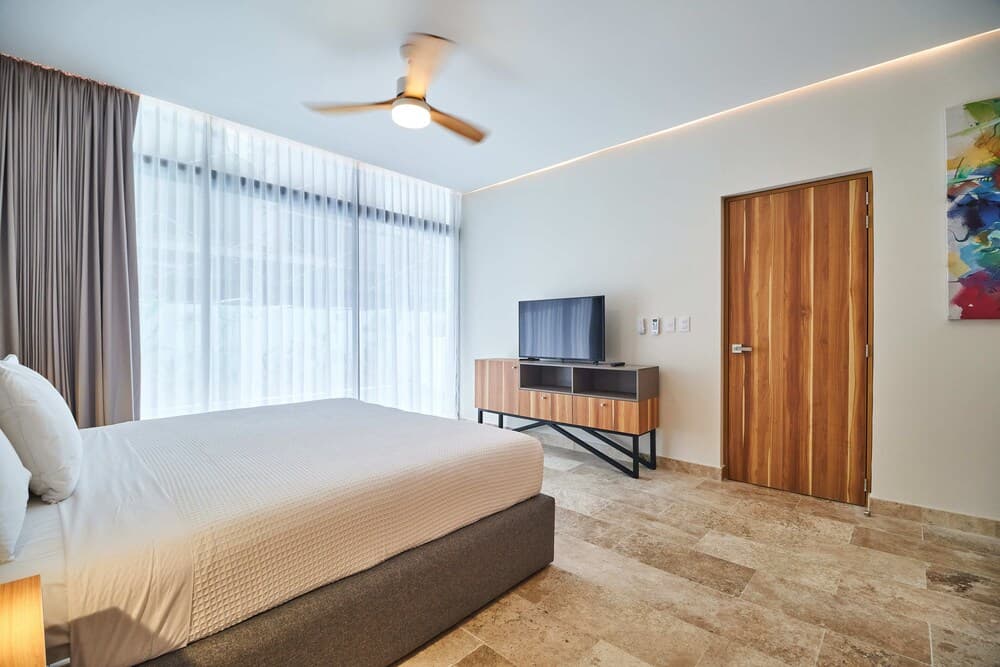 Elena Residences 004 By Lockey