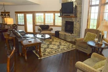 Seven Springs 5 Bedrooms Premium Townhome, Ski In/ski Out 5 Townhouse by Redawning