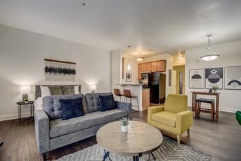 FRONTDESK The Maxwell Apts Downtown Indianapolis