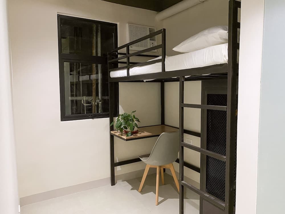 The Grid Managed by HII