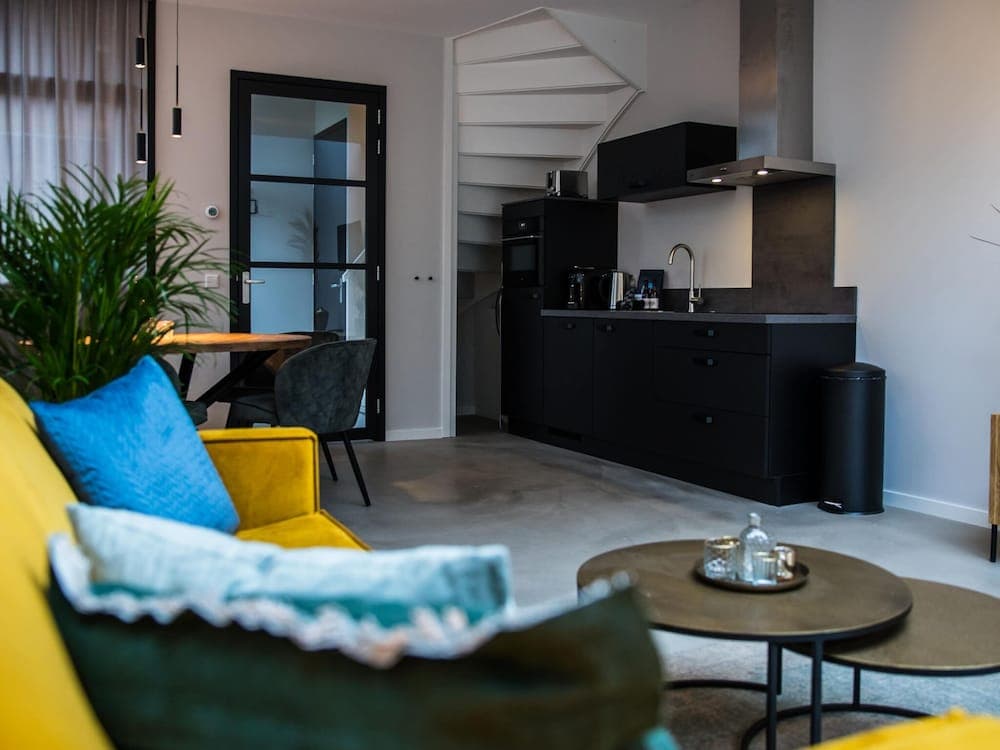 Holiday Home in Vrouwenpolder Near Beach