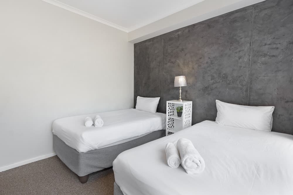 Waterstone East C103