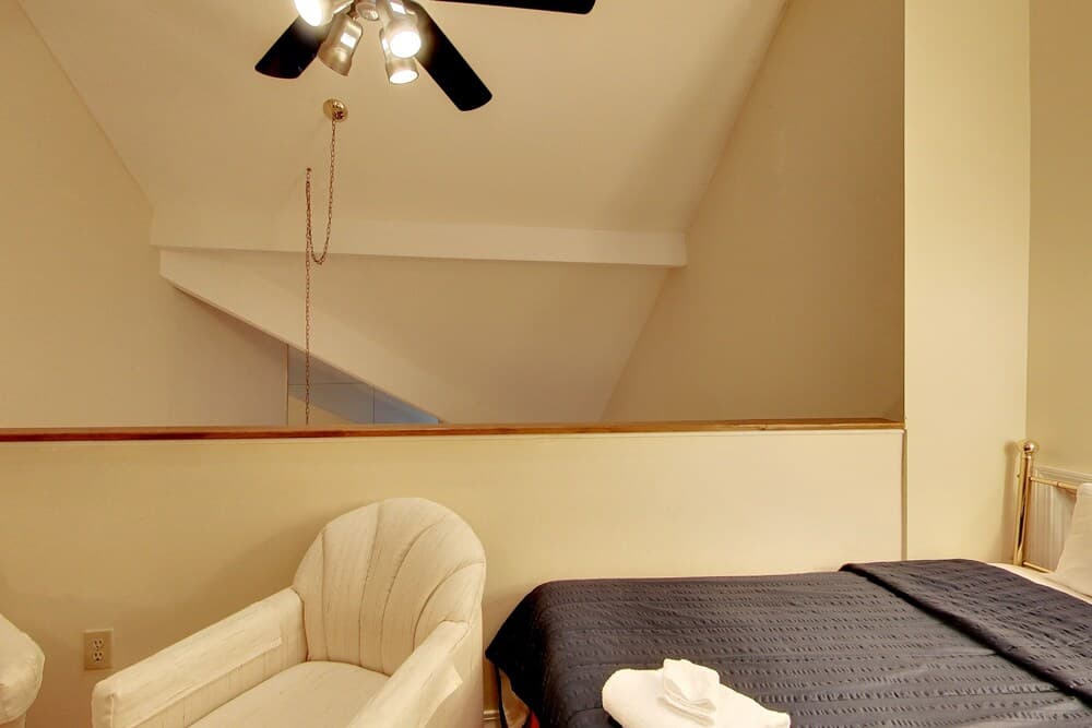 Pico Village Resort H304-a Beautiful 2-bedroom With Loft Family-friendly Condo Close to the Slopes 2 Condo by Redawning