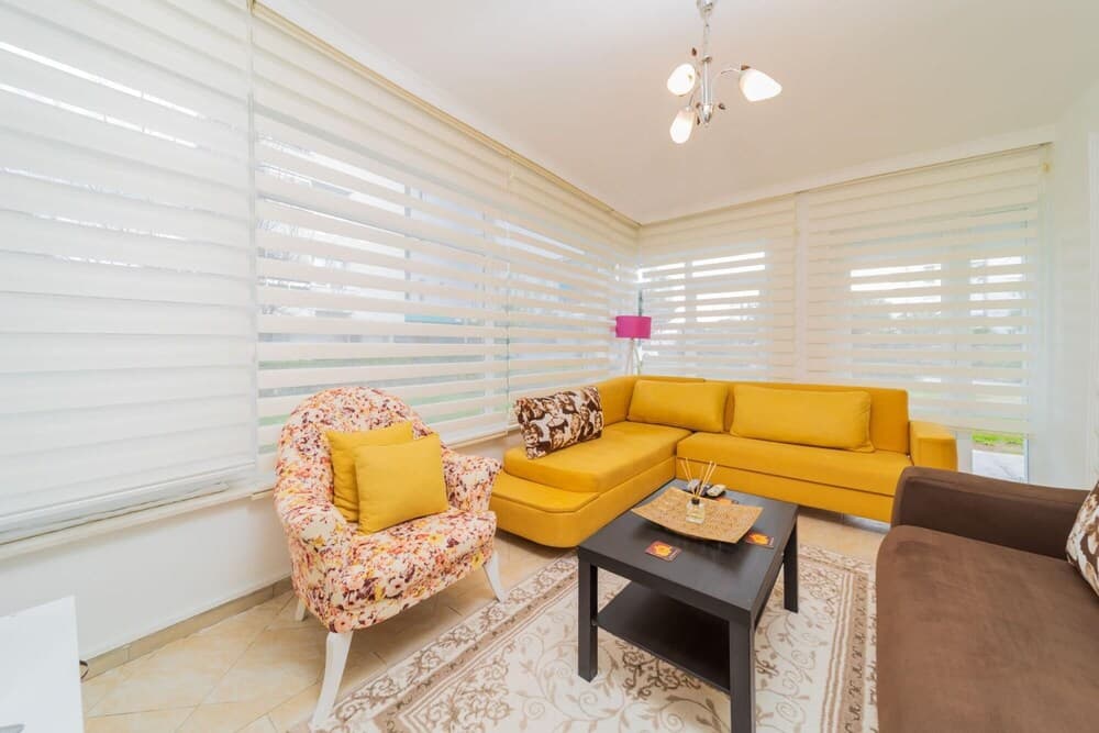 Magnificent Flat 300 m to Beach in Aksu