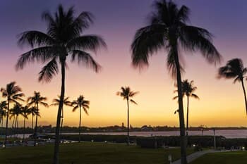 Waterfront Luxury Villa With Sunset Views And Boat Slip 3 Bedroom Townhouse by Redawning