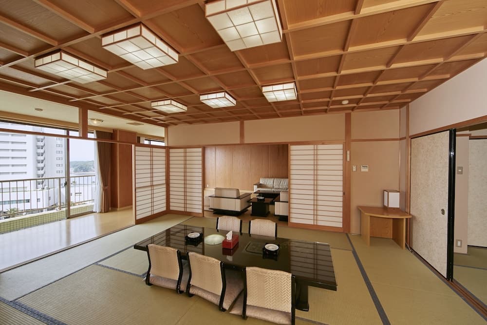 Shirahama Onsen Kisyuhanto