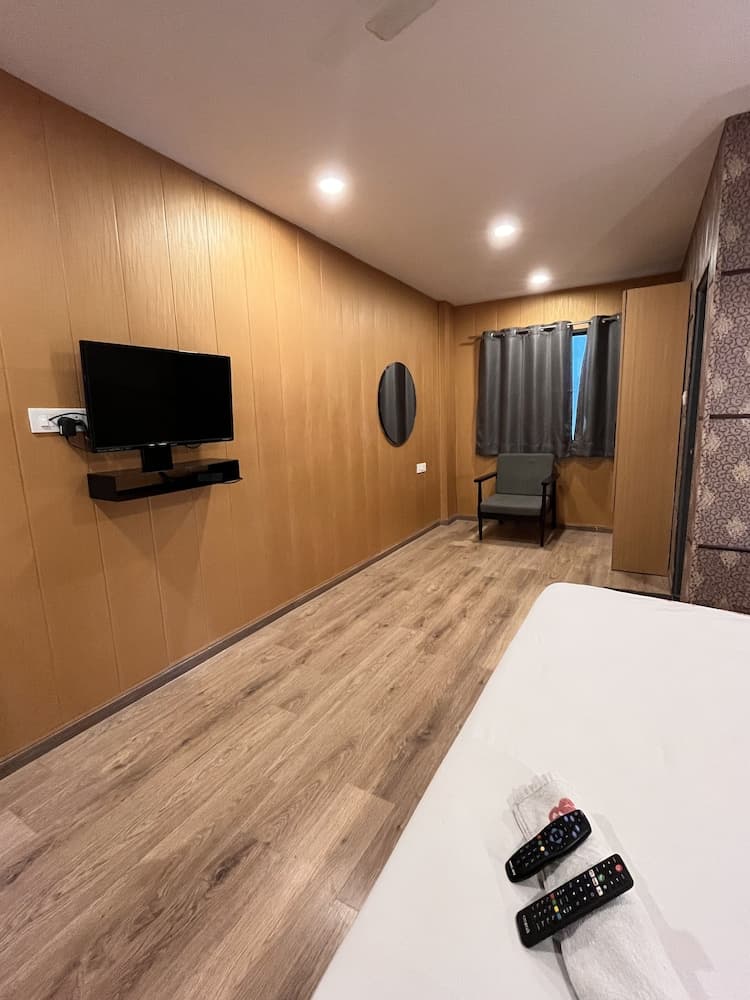 SWAGSTAY HOTEL OWNHOUSE