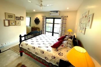 Casa Riverside- 5BHK Luxuty Pool Villa
