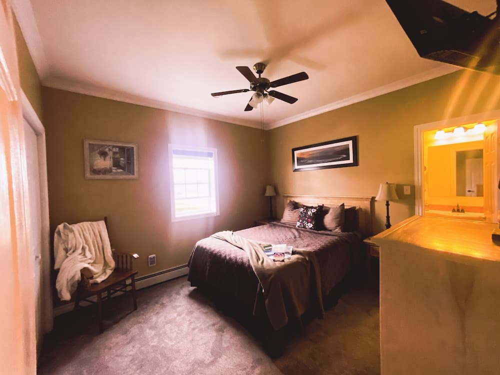 Sea Breeze Bed & Breakfast